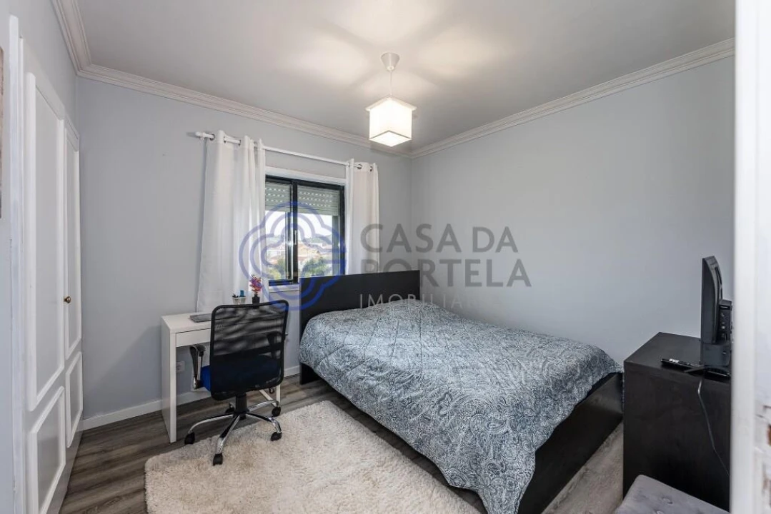 Apartamento T4 para Venda em Arcozelo Foto 35