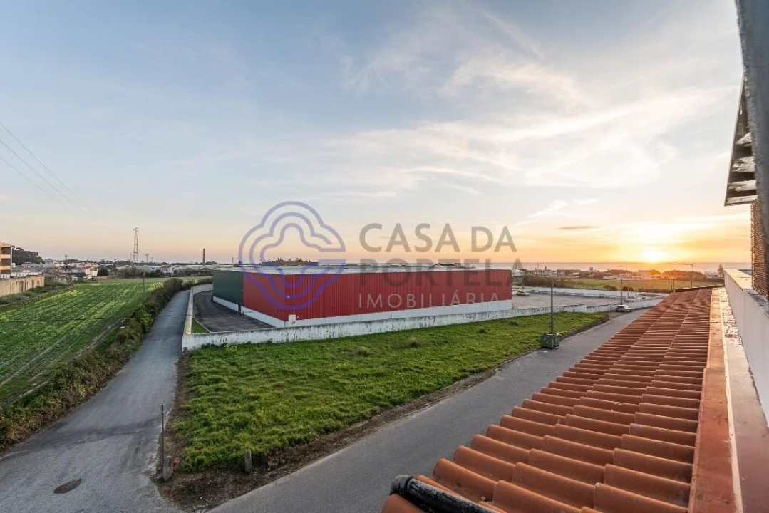 Apartamento T4 para Venda em Arcozelo Foto 32