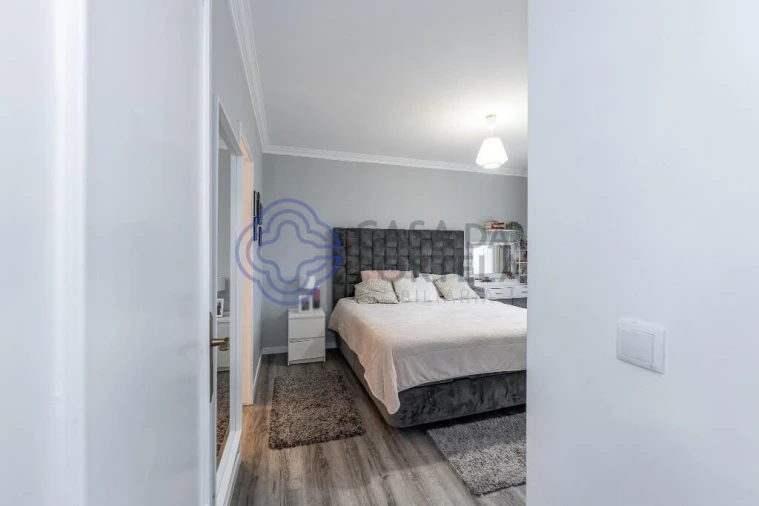 Apartamento T4 para Venda em Arcozelo Foto 37