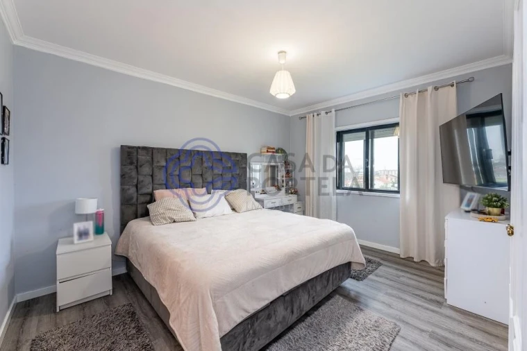 Apartamento T4 para Venda em Arcozelo Foto 38