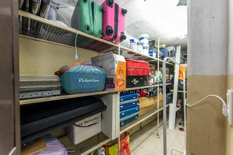 Apartamento T4 para Venda em Arcozelo Foto 45