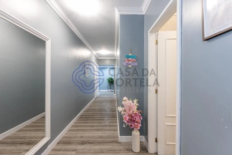 Apartamento T4 para Venda em Arcozelo Foto 24