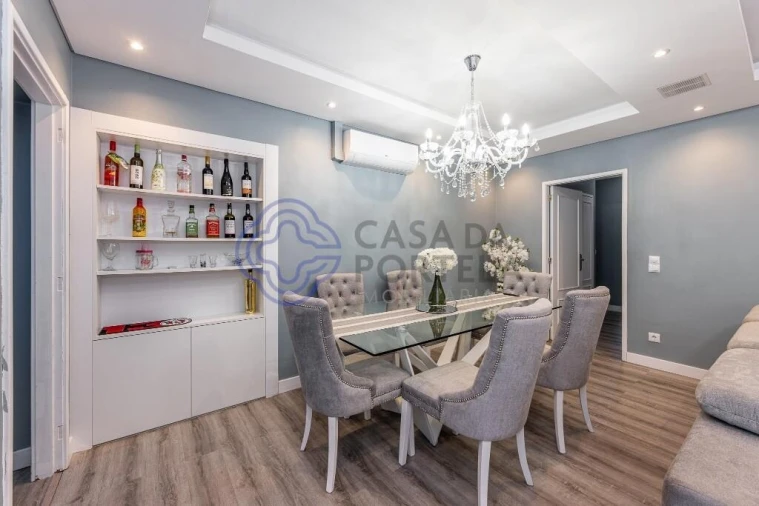 Apartamento T4 para Venda em Arcozelo Foto 19