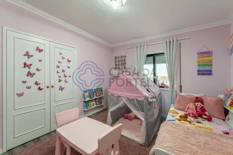 Apartamento T4 para Venda em Arcozelo Foto 29