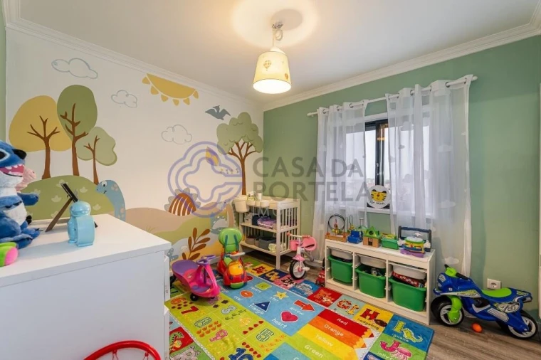 Apartamento T4 para Venda em Arcozelo Foto 30