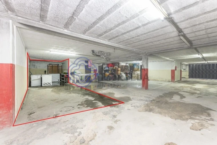 Apartamento T4 para Venda em Arcozelo Foto 43