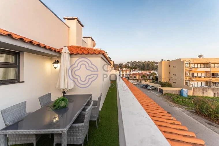 Apartamento T4 para Venda em Arcozelo Foto 20