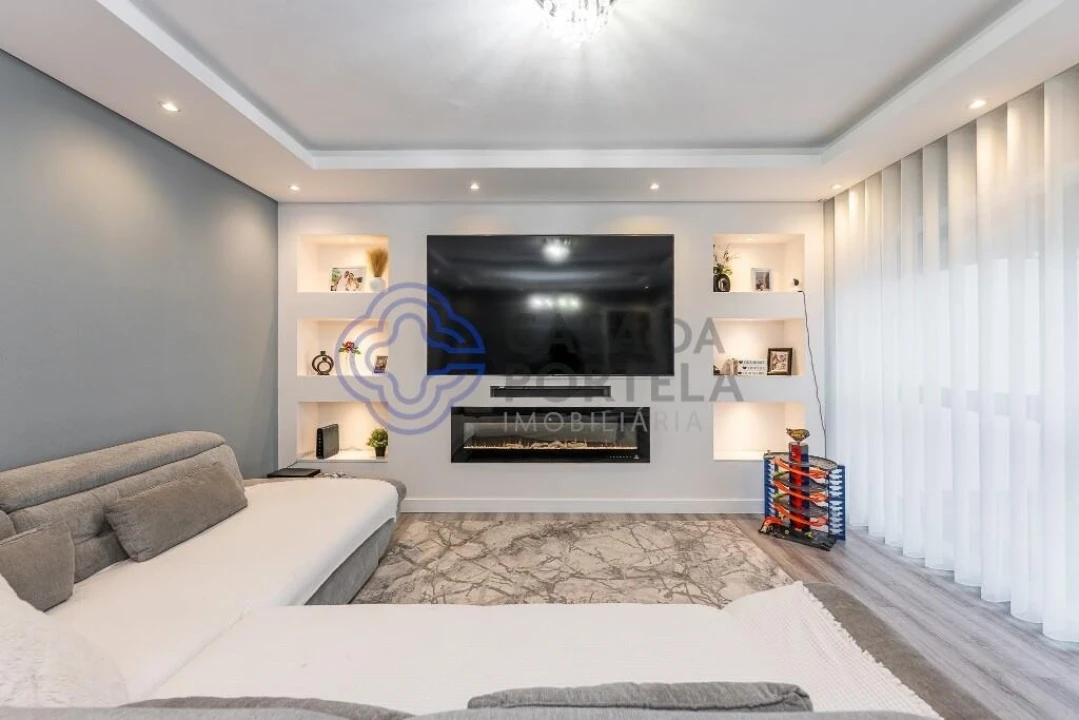 Apartamento T4 para Venda em Arcozelo Foto 20