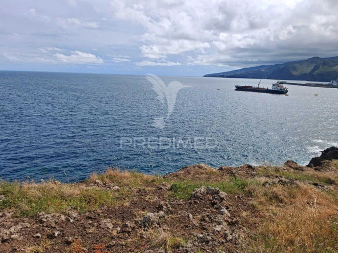 Terreno para Venda em Caniçal Foto 8