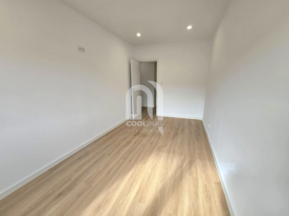 Apartamento T3 para Venda em Amora Foto 16