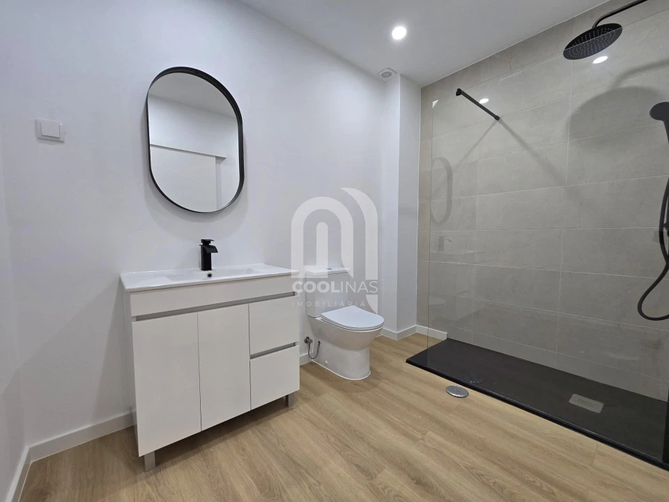 Apartamento T3 para Venda em Amora Foto 23