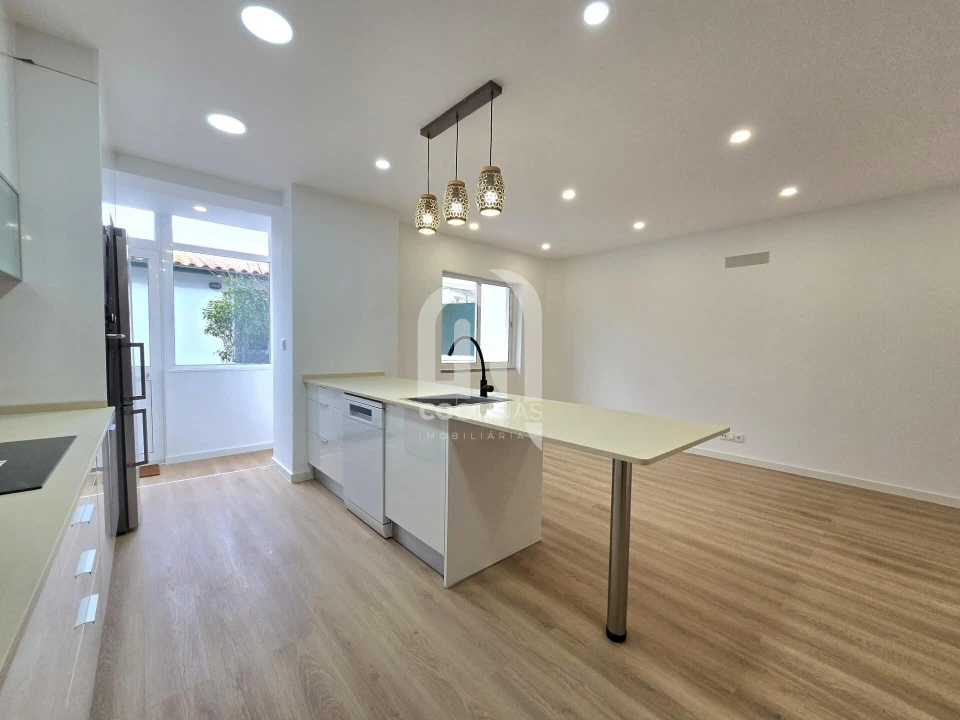 Apartamento T3 para Venda em Amora Foto 7