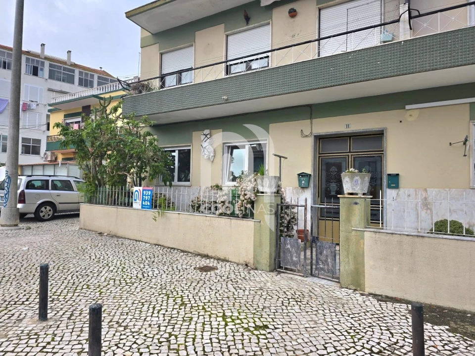 Apartamento T3 para Venda em Amora Foto 30