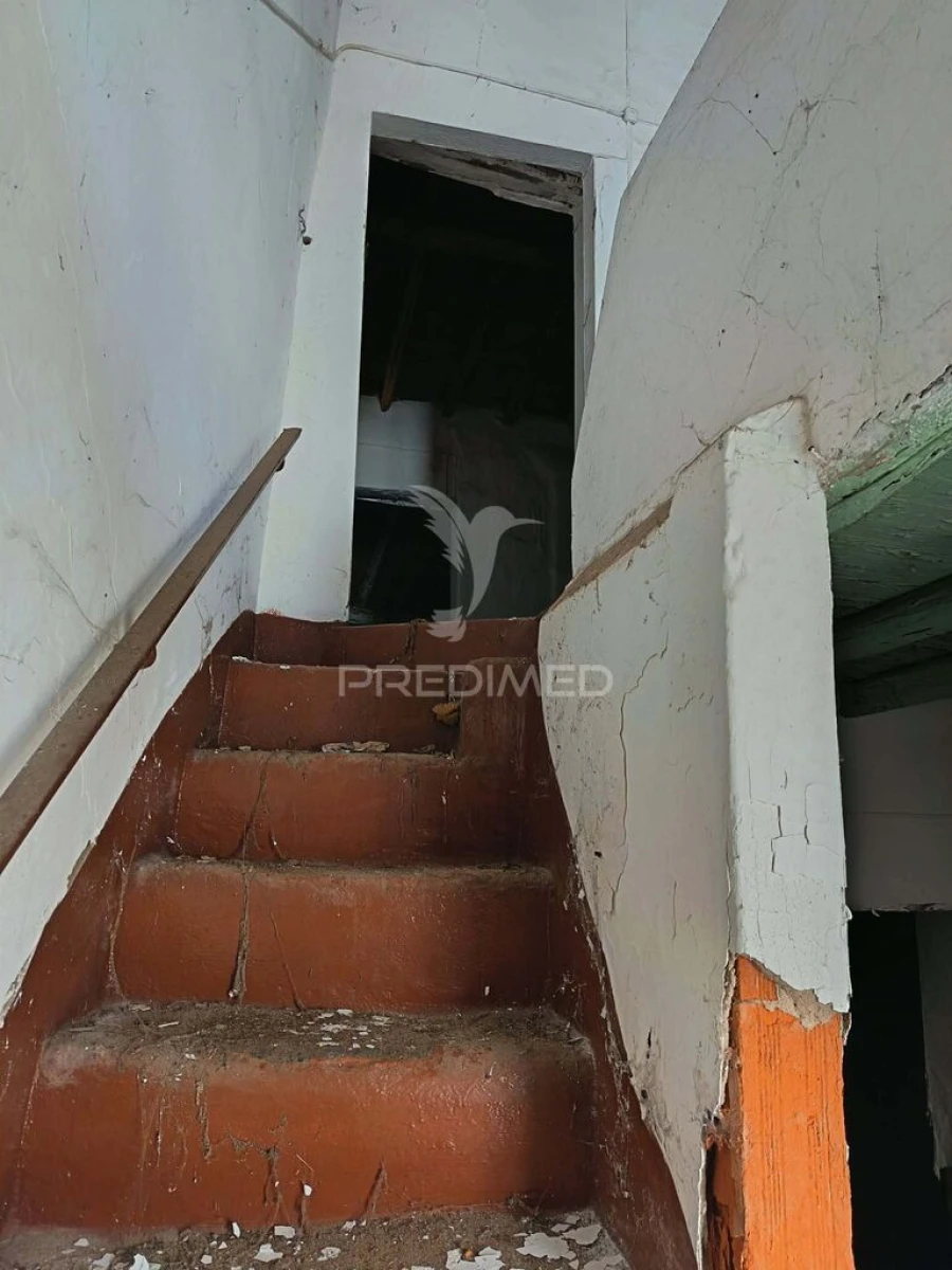 Moradia T5 para Venda em Reguengo e São Julião Foto 1