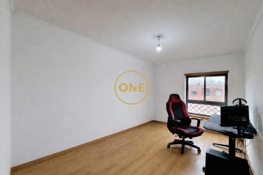 Apartamento T2 para Venda em Valongo Foto 15