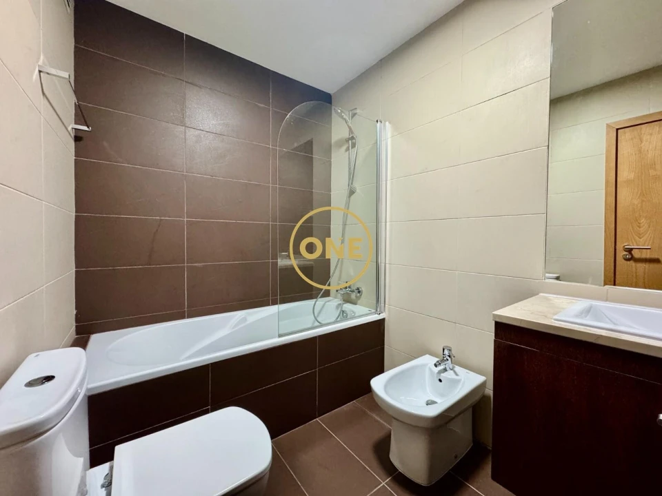 Apartamento T2 para Venda em Valongo Foto 14