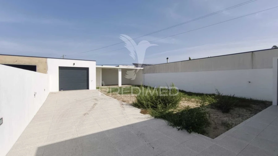 Moradia T3 para Venda em Gafanha da Encarnação Foto 18