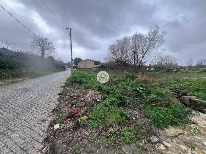 Terreno para Venda em Avintes Foto 2