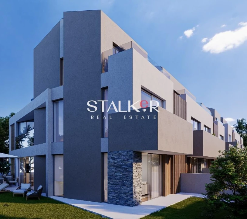 Moradia T3 para Venda em São Felix da Marinha Foto 1