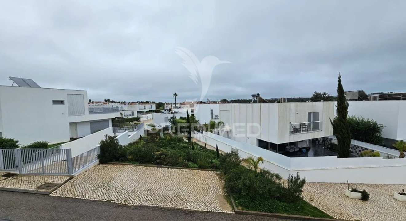 Moradia T3 para Venda em Ferragudo Foto 18