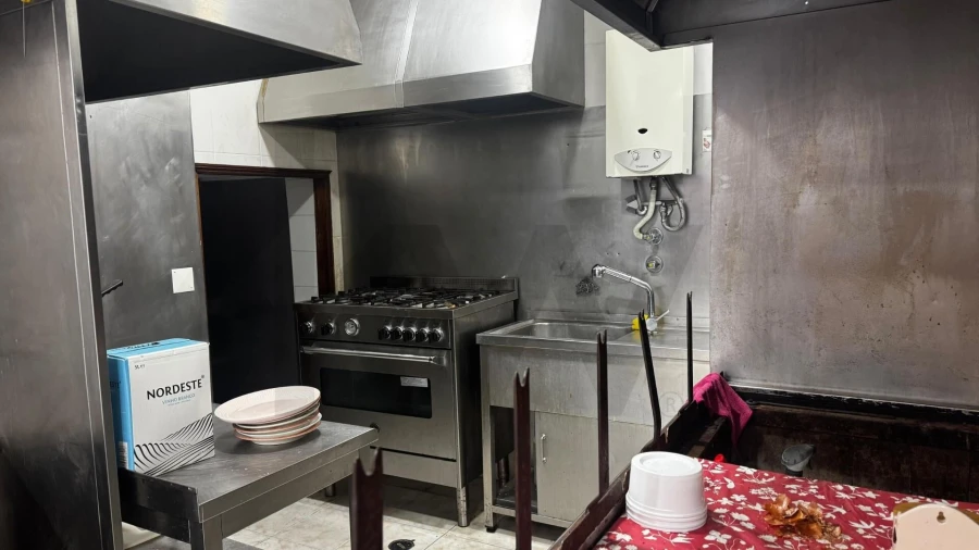 Loja para Trespasse em Azeitão (São Lourenço e São Simão) Foto 2