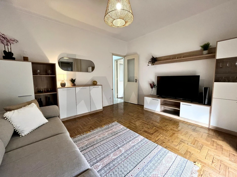 Apartamento T3 para Venda em Laranjeiro e Feijó Foto 1