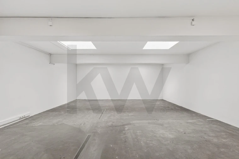 Loja para Venda em Campo de Ourique Foto 14