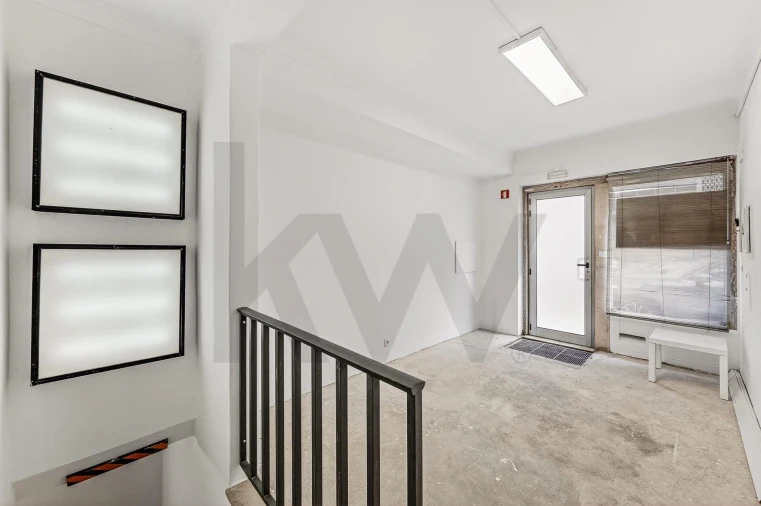 Loja para Venda em Campo de Ourique Foto 4