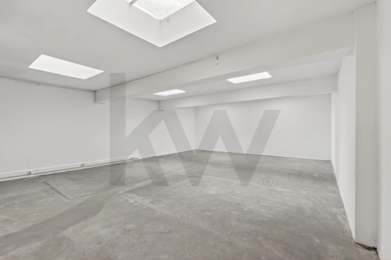 Loja para Venda em Campo de Ourique Foto 15