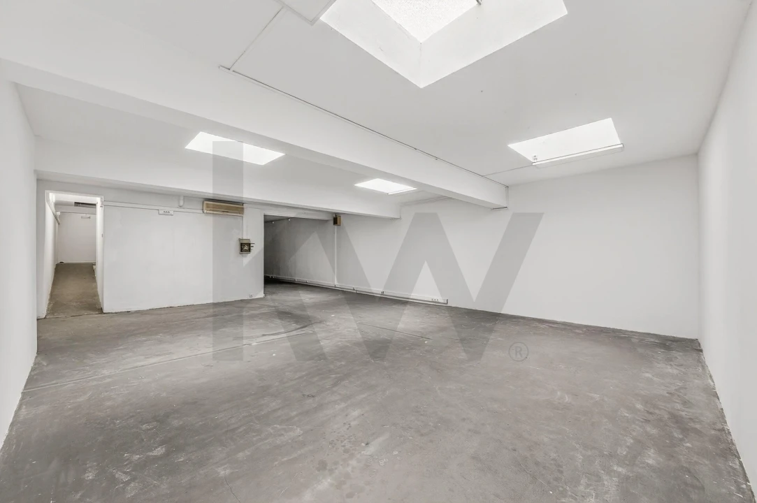 Loja para Venda em Campo de Ourique Foto 5