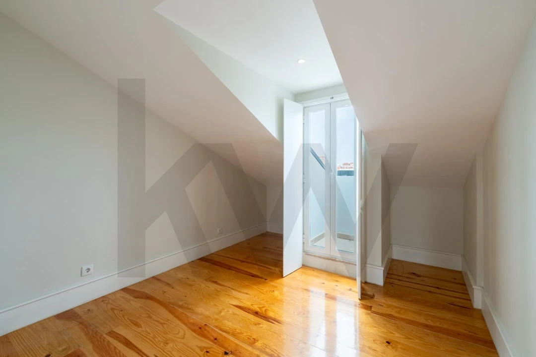 Apartamento T4 para Arrendamento em São Vicente Foto 28