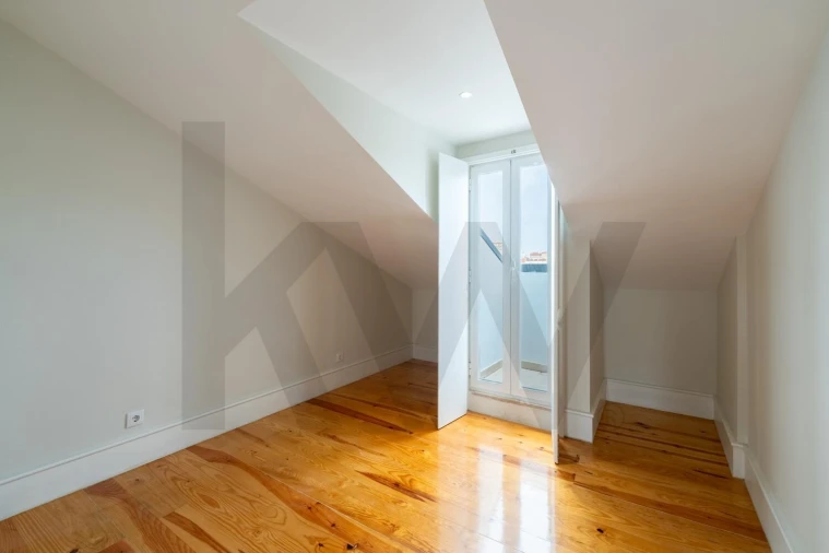Apartamento T4 para Arrendamento em São Vicente Foto 28