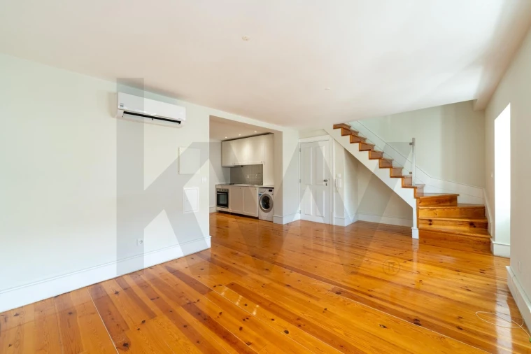 Apartamento T4 para Arrendamento em São Vicente Foto 7