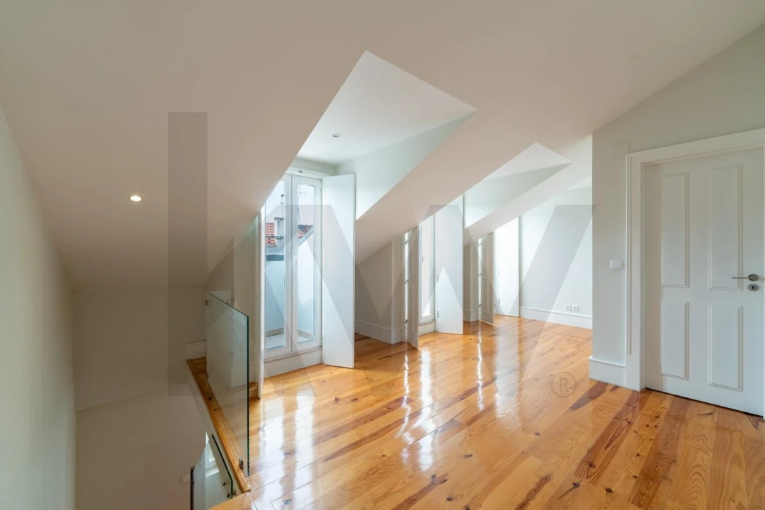 Apartamento T4 para Arrendamento em São Vicente Foto 21