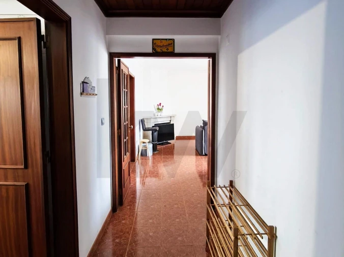 Apartamento T2 para Arrendamento em São Domingos de Rana Foto 2