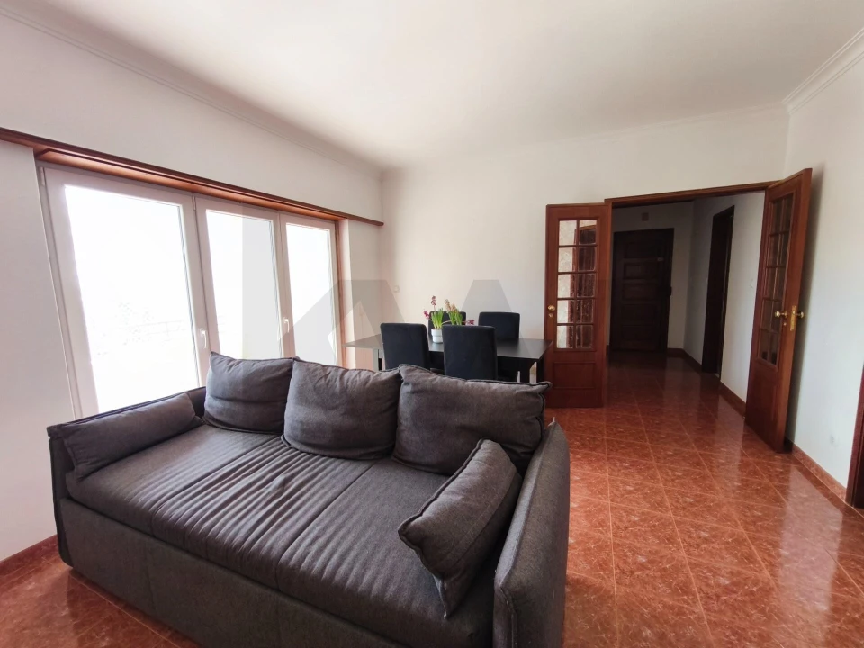 Apartamento T2 para Arrendamento em São Domingos de Rana Foto 26