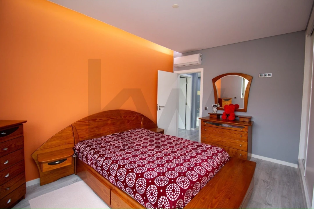 Moradia T5 para Venda em Almeirim Foto 14