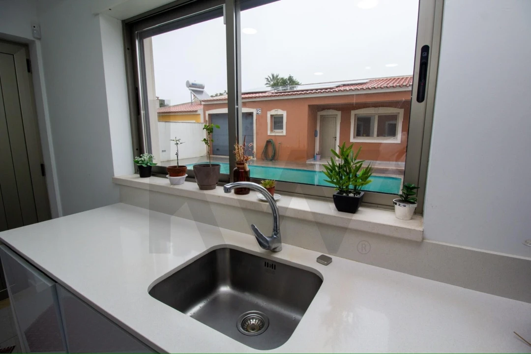 Moradia T5 para Venda em Almeirim Foto 29