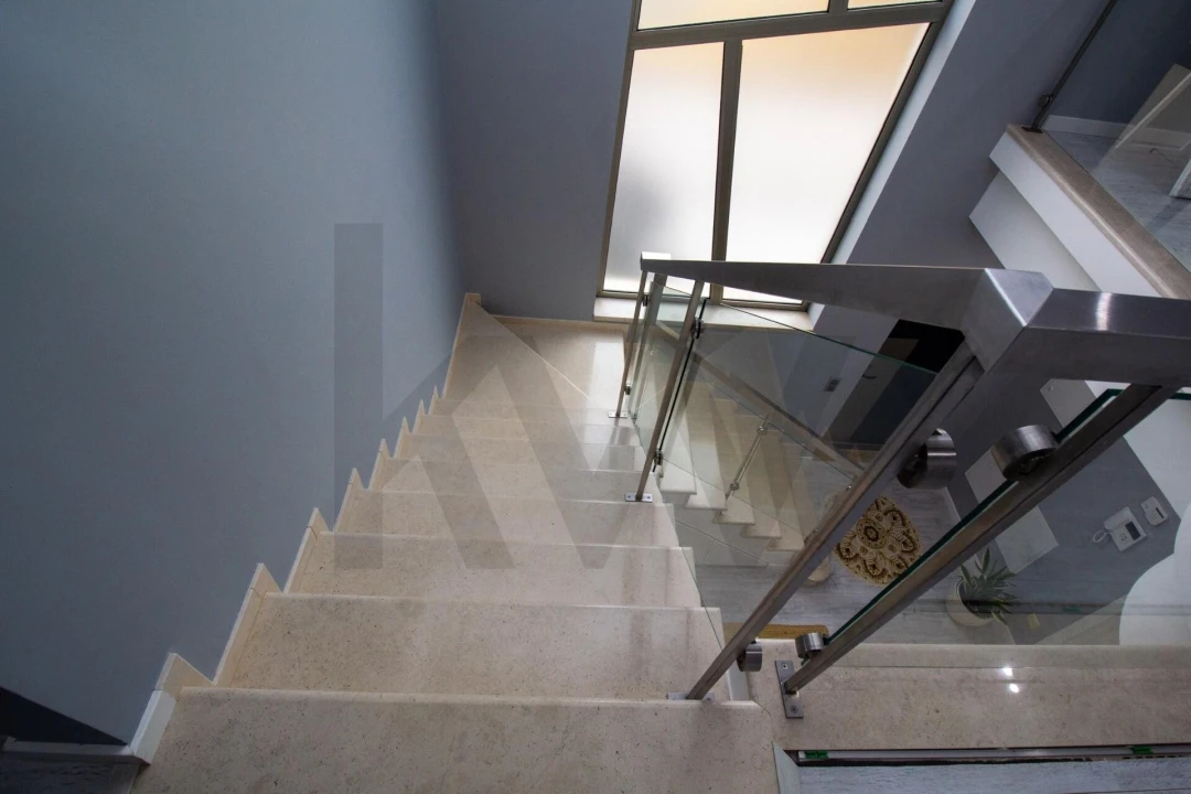 Moradia T5 para Venda em Almeirim Foto 19