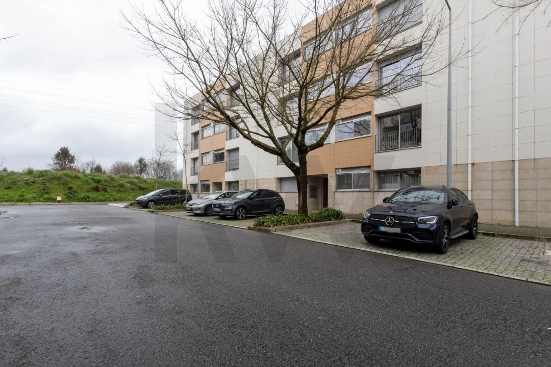 Apartamento T2 para Arrendamento em Mafamude e Vilar do Paraíso Foto 24