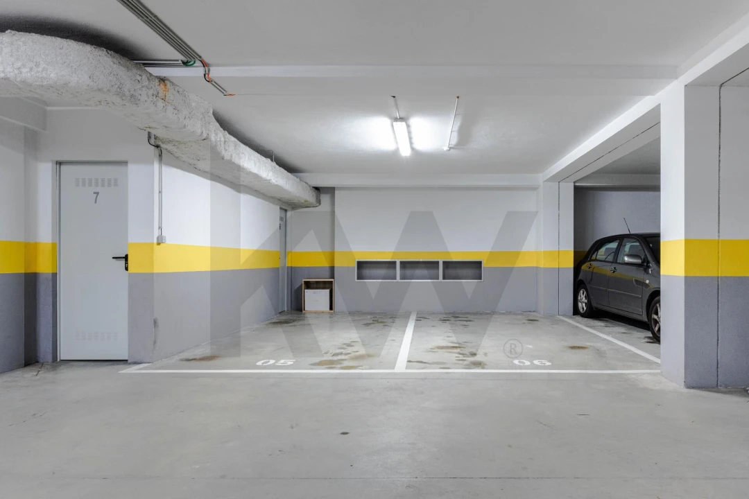 Apartamento T2 para Arrendamento em Mafamude e Vilar do Paraíso Foto 21