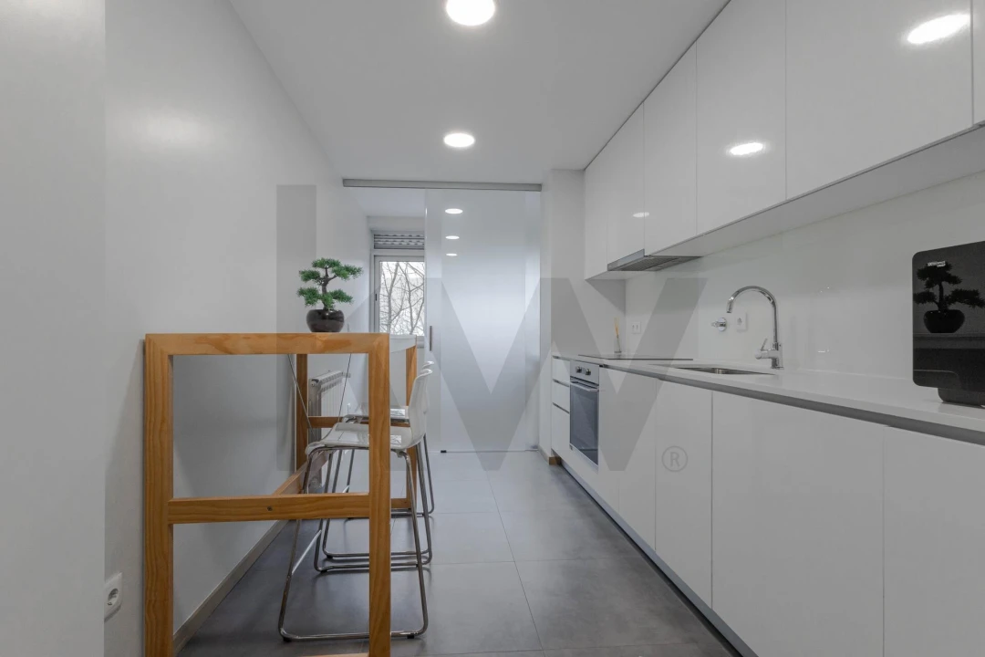 Apartamento T2 para Arrendamento em Mafamude e Vilar do Paraíso Foto 7