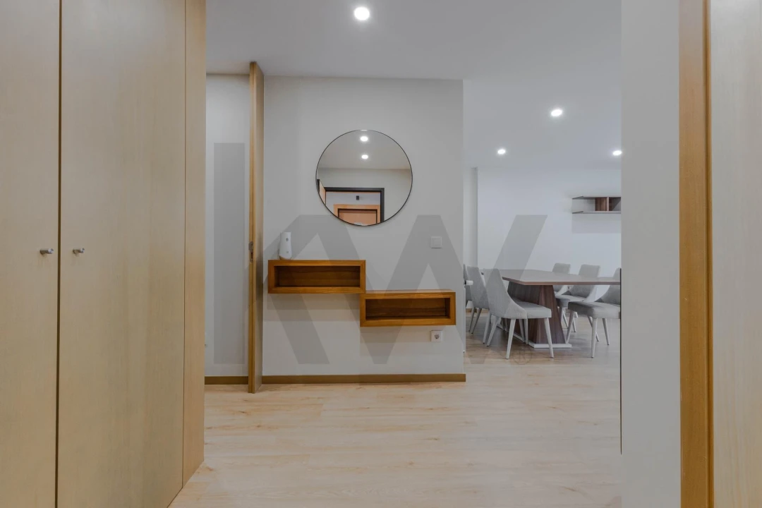 Apartamento T2 para Arrendamento em Mafamude e Vilar do Paraíso Foto 2