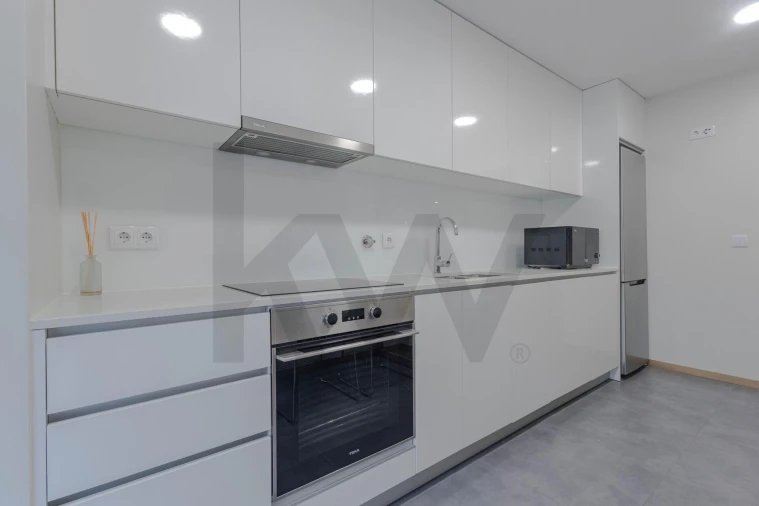 Apartamento T2 para Arrendamento em Mafamude e Vilar do Paraíso Foto 9