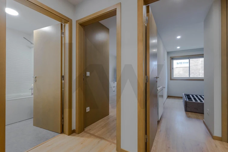 Apartamento T2 para Arrendamento em Mafamude e Vilar do Paraíso Foto 11