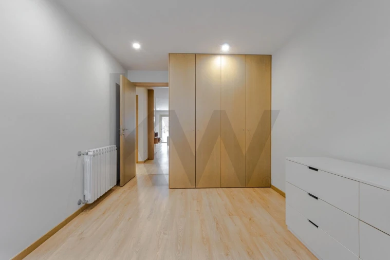 Apartamento T2 para Arrendamento em Mafamude e Vilar do Paraíso Foto 16