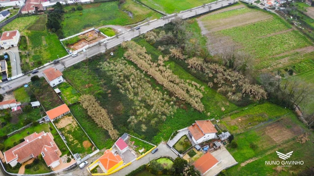 Terreno para Venda em Gulpilhares e Valadares Foto 8