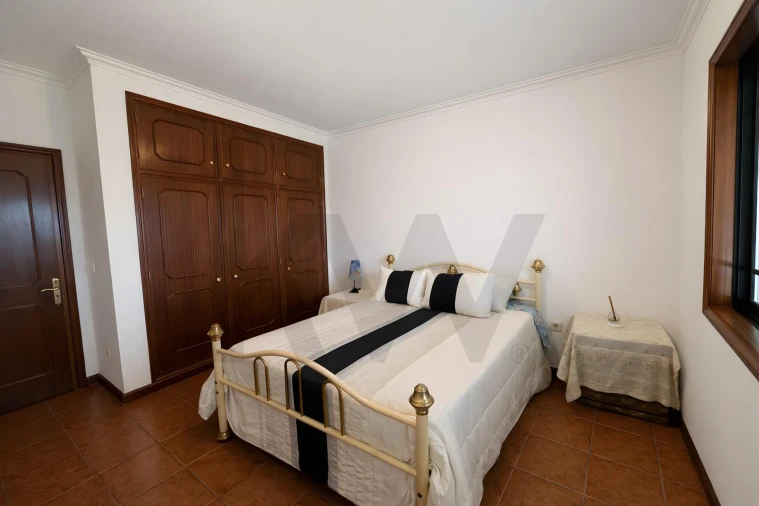 Moradia T3 para Venda em Caldas de São Jorge e Pigeiros Foto 13