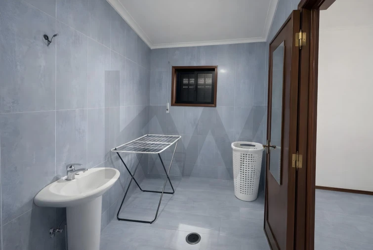 Moradia T3 para Venda em Caldas de São Jorge e Pigeiros Foto 8