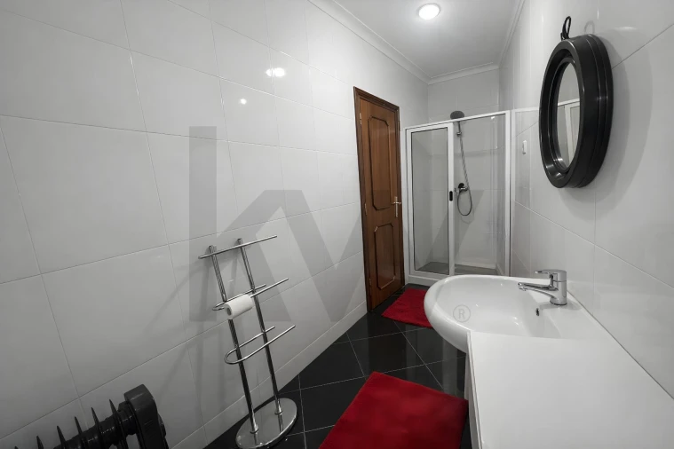 Moradia T3 para Venda em Caldas de São Jorge e Pigeiros Foto 20